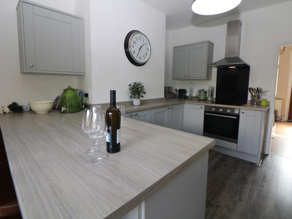 Churchside House Matlock  Bagian luar foto