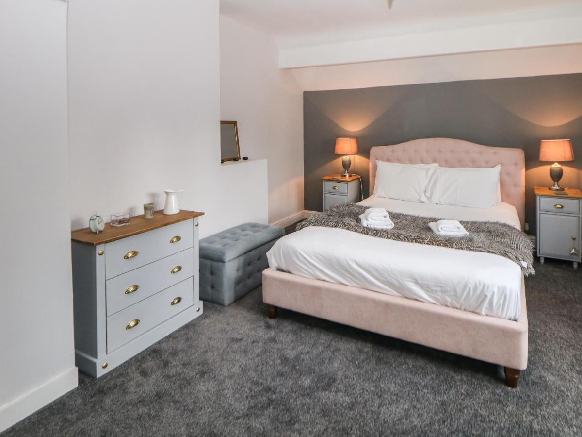 Churchside House Matlock  Bagian luar foto